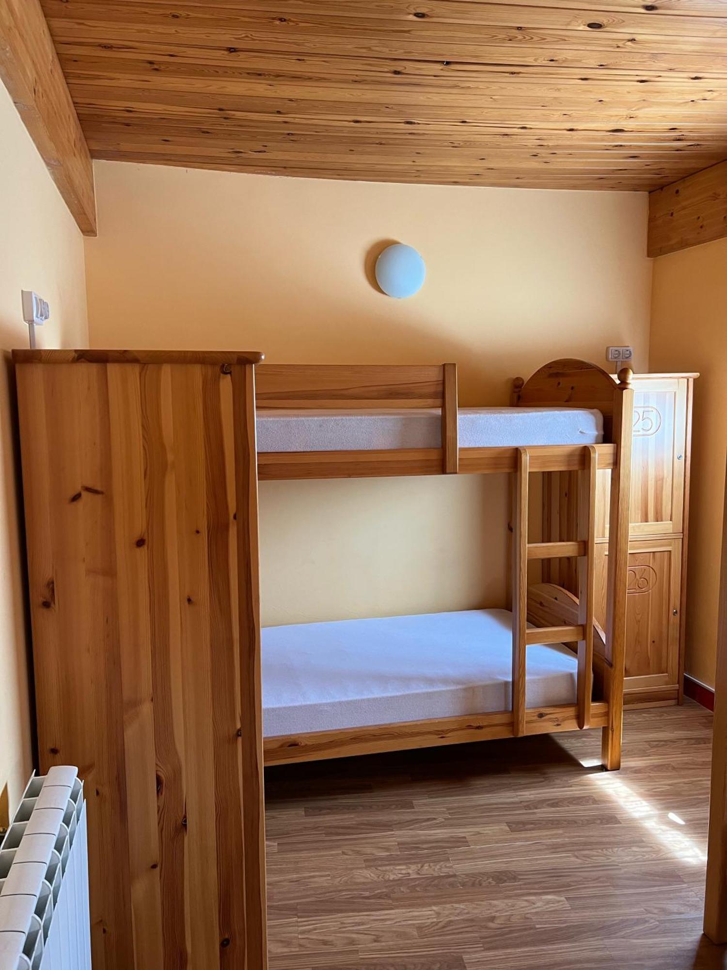 Albergue El Pajar De Ages - Exclusivo Para Peregrinos - Exclusive For Pilgrims Екстериор снимка